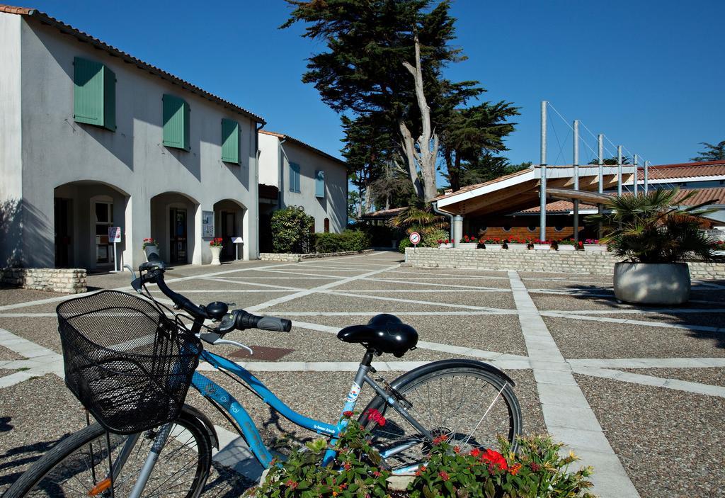 Hotel Les Grenettes Sainte-Marie-de-Ré Exterior photo